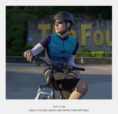 Amélioration de la caméra du casque de sécurité à vue large de 120 degrés pour le cyclisme
