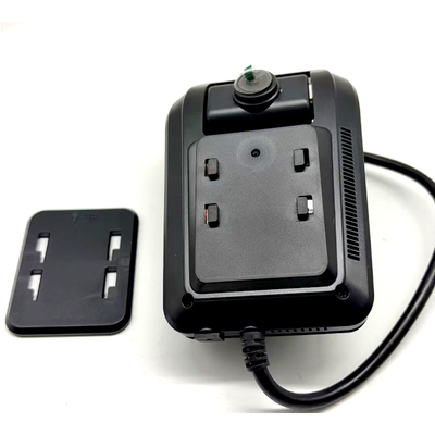 DMS intelligent et ADAS AI Dashcam tout-en-un avec vue frontale intégrée 4G / WiFi / GPS