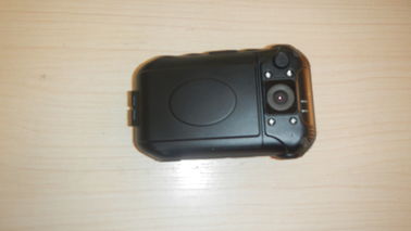 Lumière imperméable de la caméra 10W de corps, caméra de casque de police avec le moniteur de 2,0 pouces