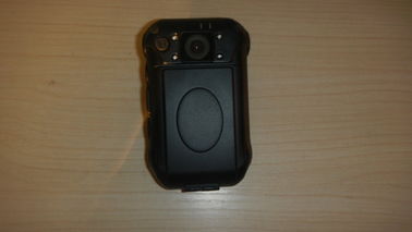 Lumière imperméable de la caméra 10W de corps, caméra de casque de police avec le moniteur de 2,0 pouces