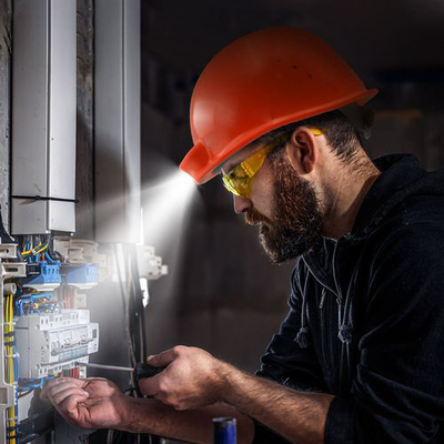 4G wifi GPS diffusion en direct Hardhat AI Caméra de casque de sécurité avec fonction de GPS de support et portée de mise au point 0,5 mètres Infinity