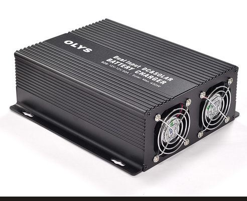 910 W de puissance maximale d'entrée Chargeur de batterie CC avec accessoires Moniteur MT-2 et capteur de température RTS