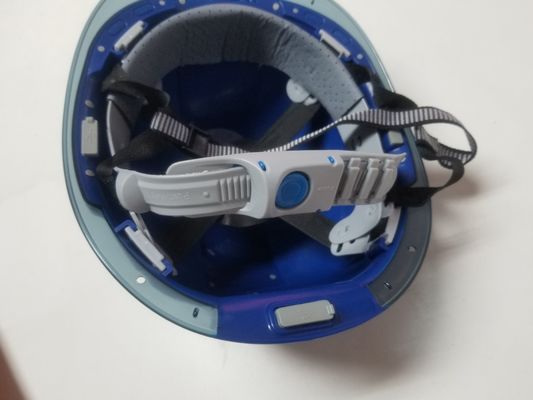 Casque futé de sécurité bleue avec la plate-forme de surveillance centrale de 4G WIFI de caméra de GPS d'interphone multi bleu intégré de dent