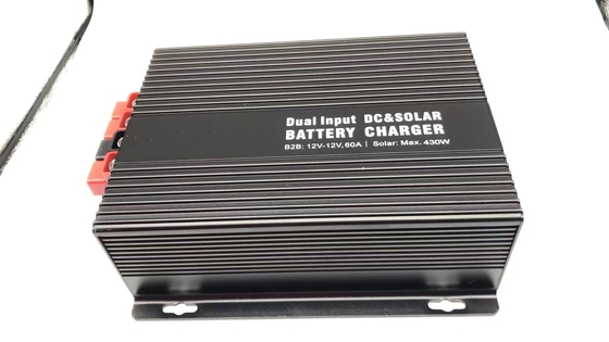 Contrôleur 12V B2B 60A MPPT 30A de chargeur de batterie solaire de double entrée